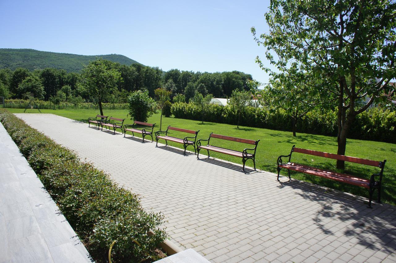 Hotel Palace Medjugorje Luaran gambar